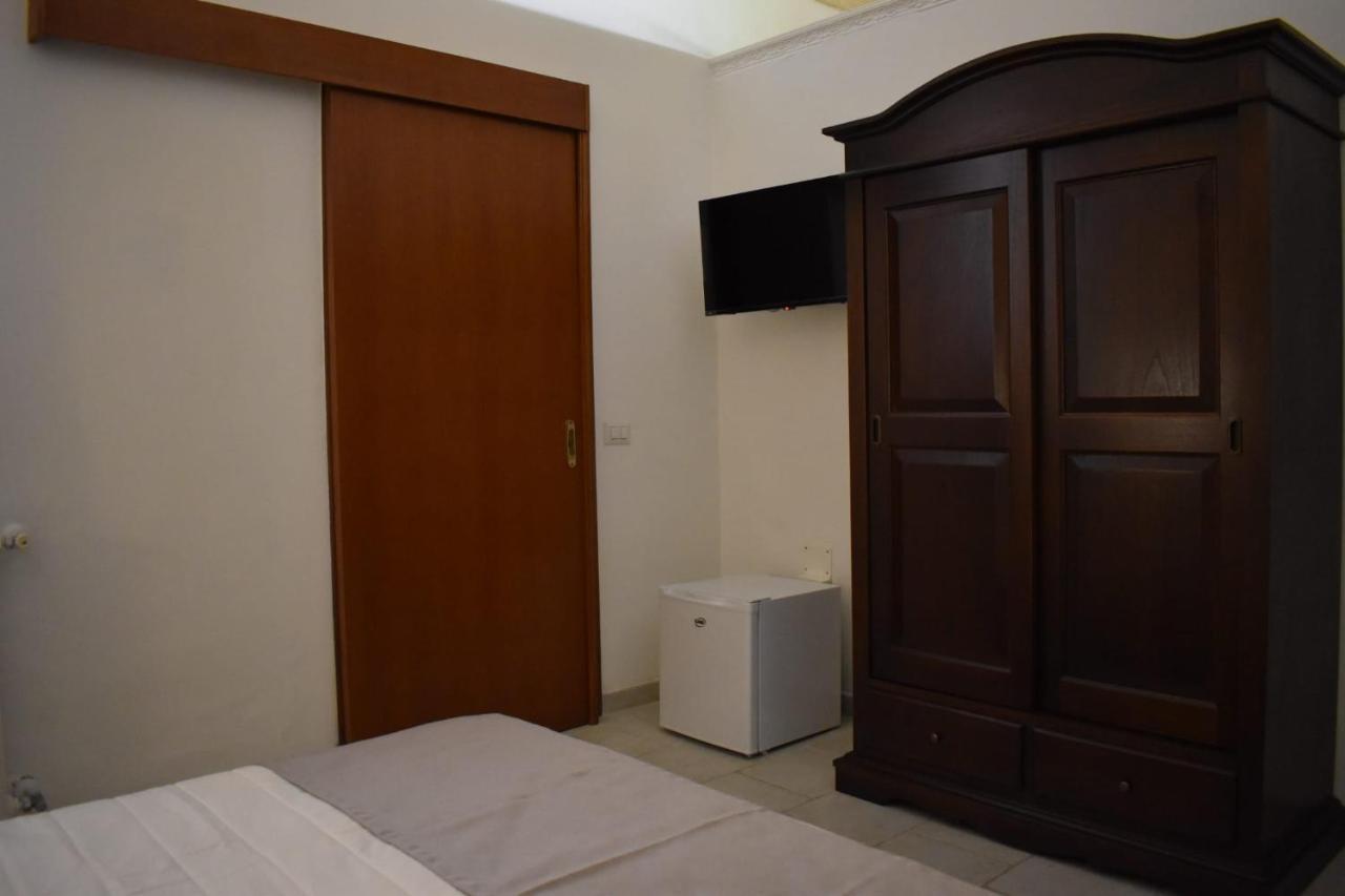 Samele Bed And Breakfast Lecce Exterior photo