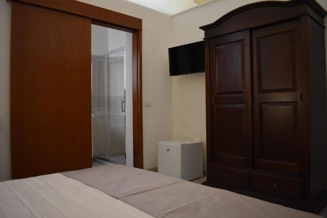 Samele Bed And Breakfast Lecce Exterior photo