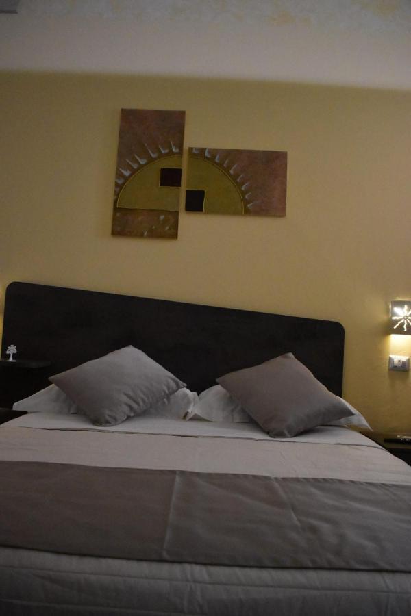 Samele Bed And Breakfast Lecce Exterior photo