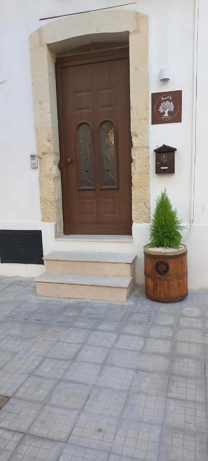 Samele Bed And Breakfast Lecce Exterior photo