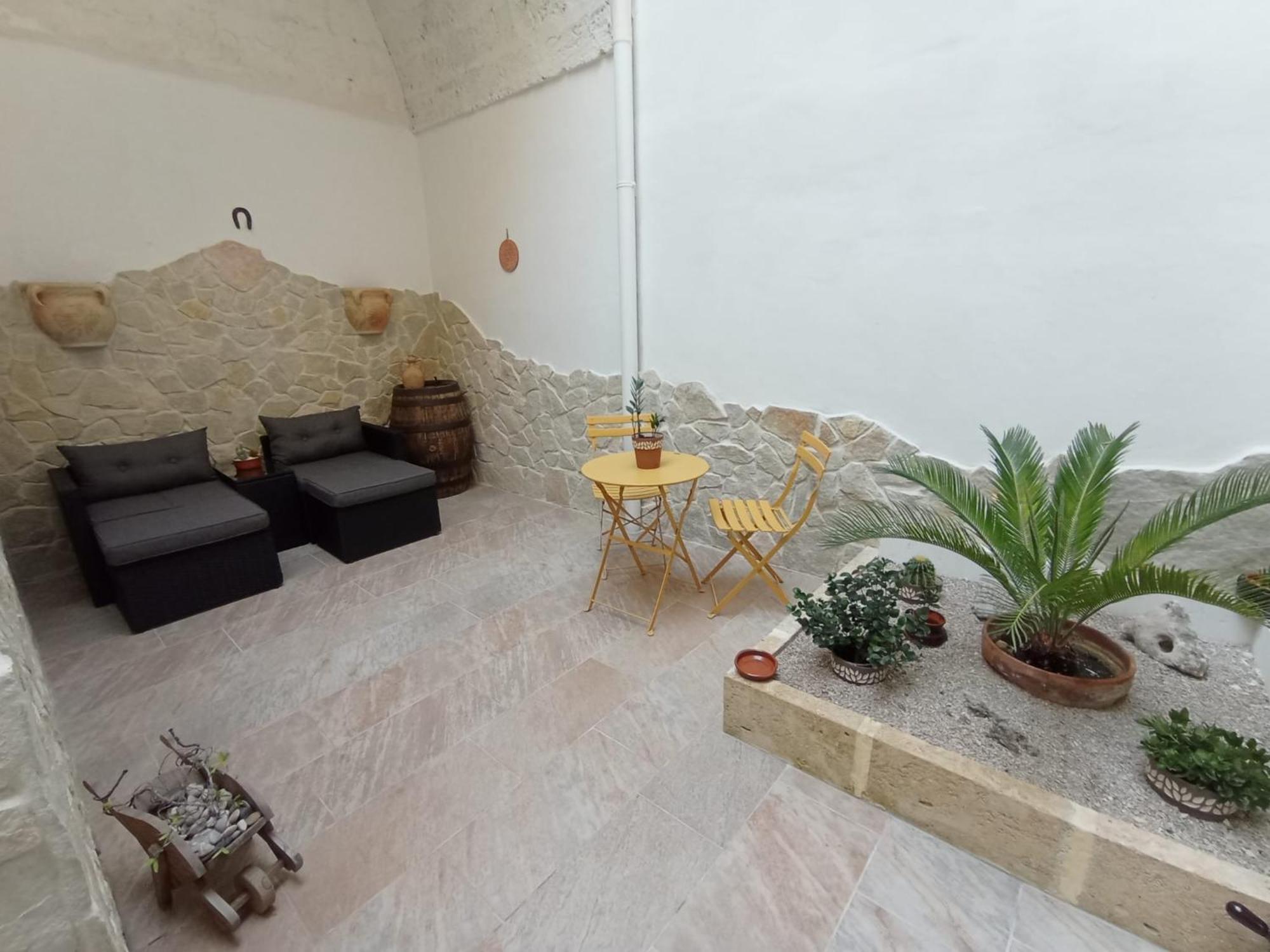 Samele Bed And Breakfast Lecce Exterior photo